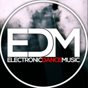 2957. Em voi quen . Ta tung chung diem dung ma sao khong xung Remix Hot TikTok Music Remix 2023